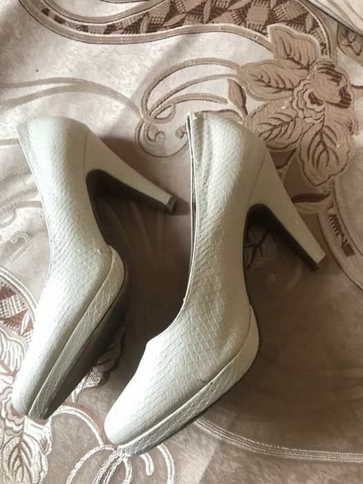 Туфли на каблуке 40 размер