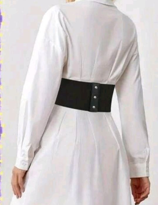 Bonito e moderno cinto em imitação couro e elástico  novo