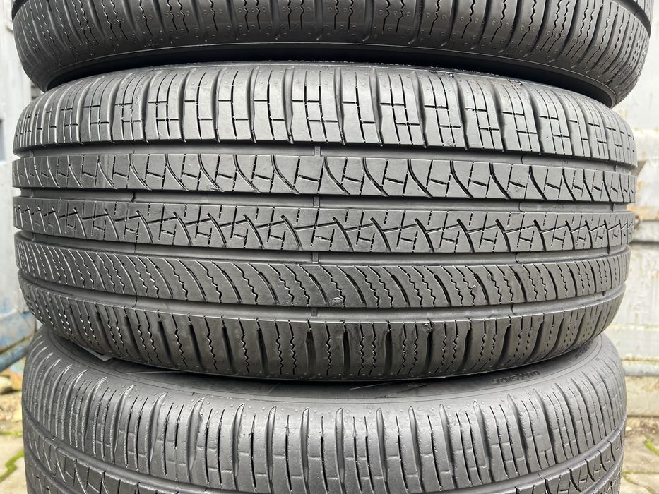 235/50 R20 Pirelli 4шт 2022рік 7мм-7.5мм Залишок протектора