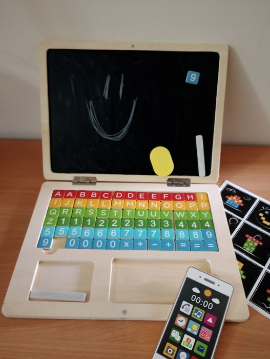Brinquedo em madeira Portátil Montessori