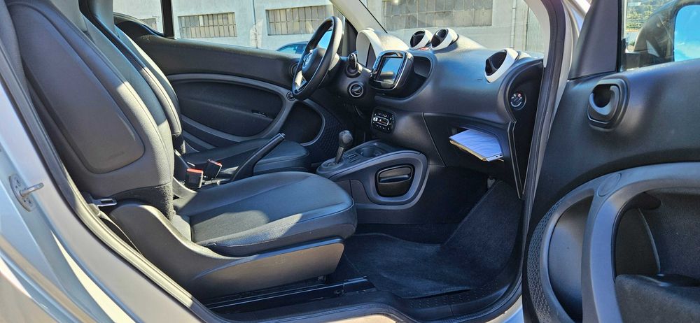 Vendo Smart ForTwo elétrico