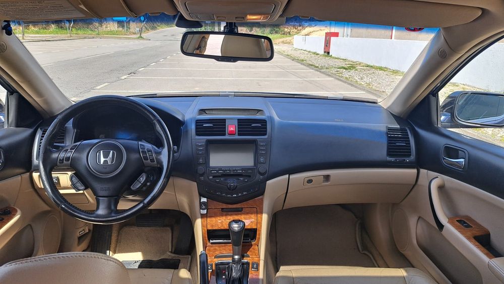 Honda Accord 2.4 Executive W/Navi Auto.
