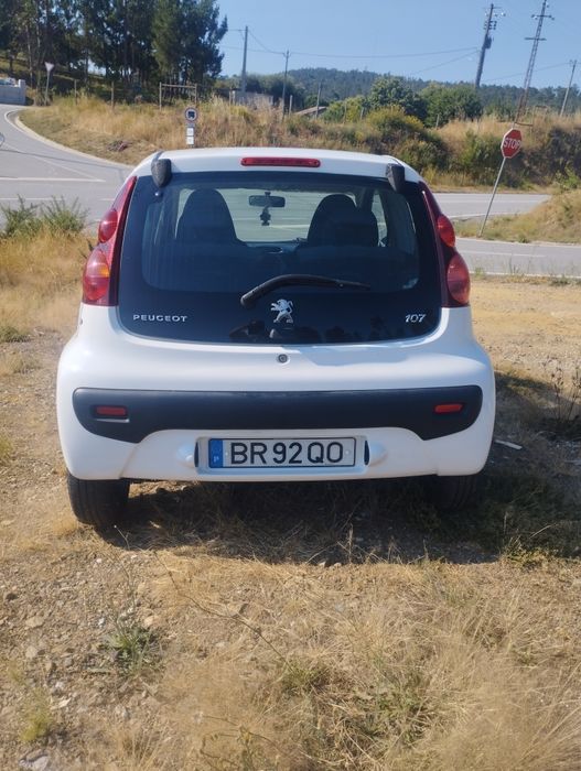 Peugeot 107 1.0 gasolina