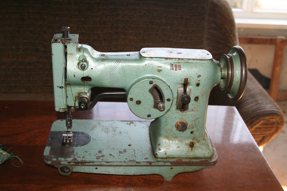 Швейна машина зігзаг 26 клас