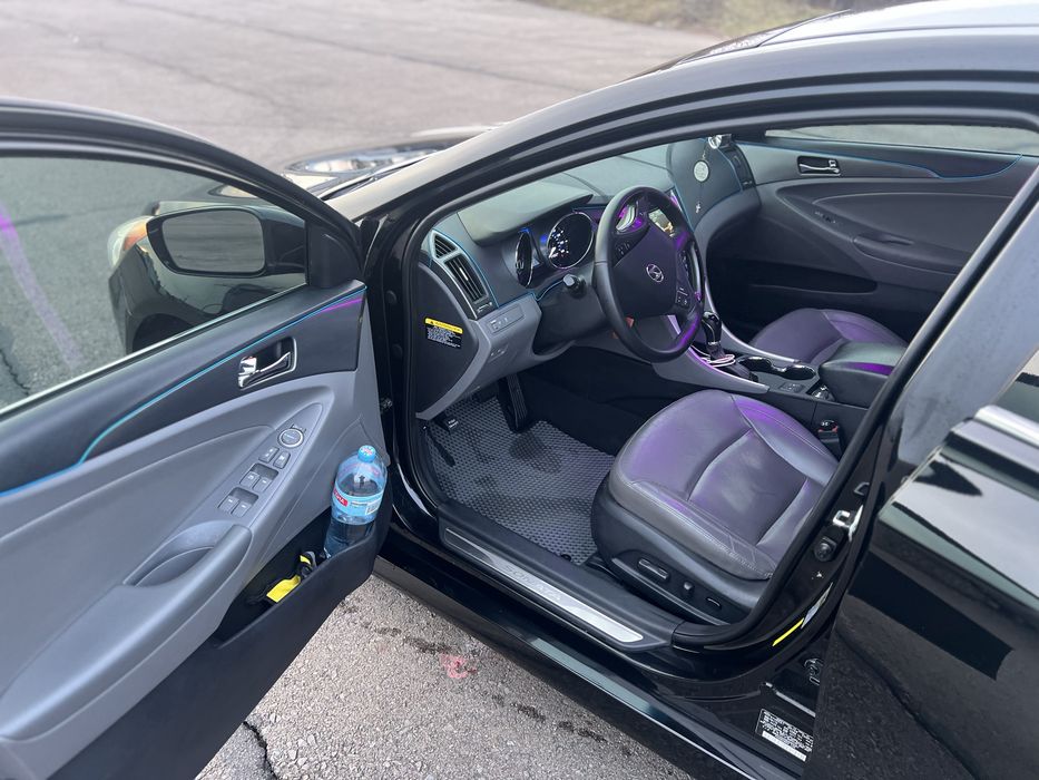 Продам Hyundai Sonata Hybrid YF limited edition luxury