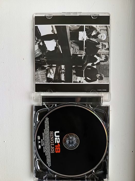 CD original U 2 .443512648505774081