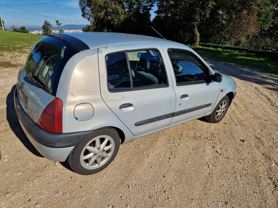 Renault Clio 1.2 cc, gasolina