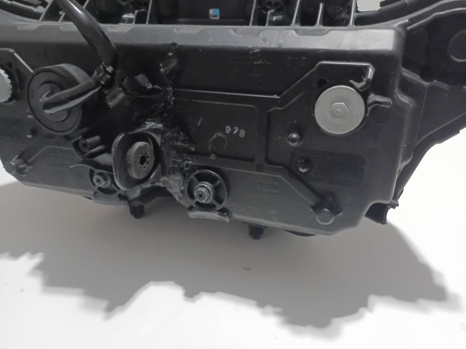 Lampa przód honda  16-23 CBR 650  bak silnik RH01E