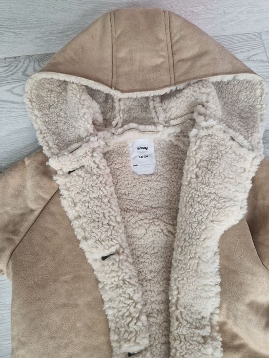 płaszczyk kożuch dziewczęcy 140