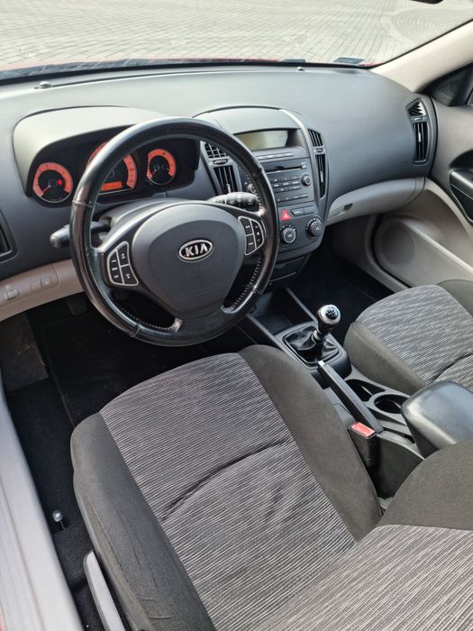 Kia ceed  1.4 200 tys km