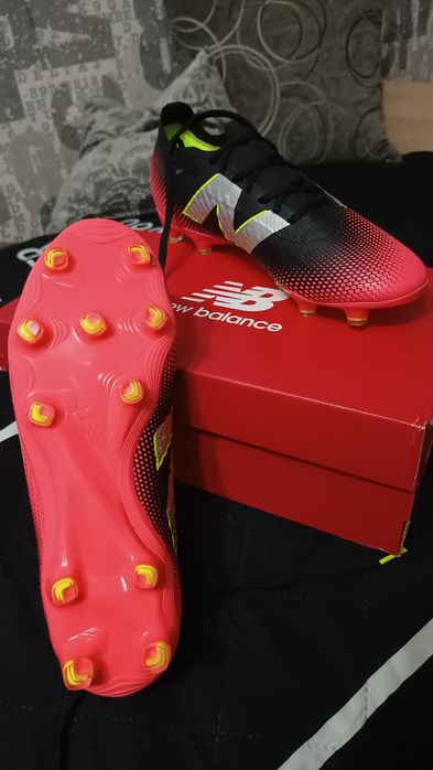 Buty korki półprofeski New balance tekela.