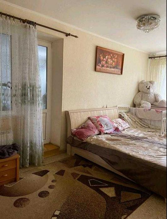 Продам 3х кімн 2/9 Гвардійців Широнінців