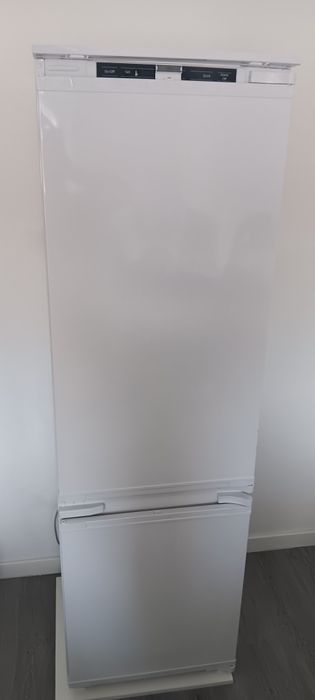 Frigorífico TEKA de embutir