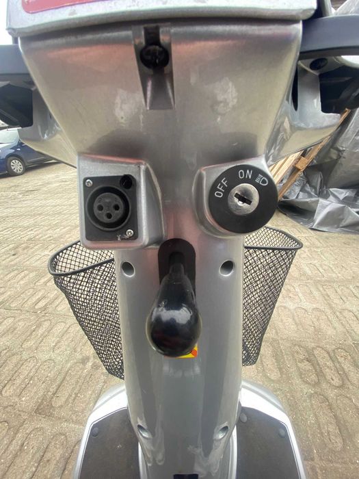 Skuter inwalidzki elektryczny wózek dla seniorów duże koła 8km h KOSZ