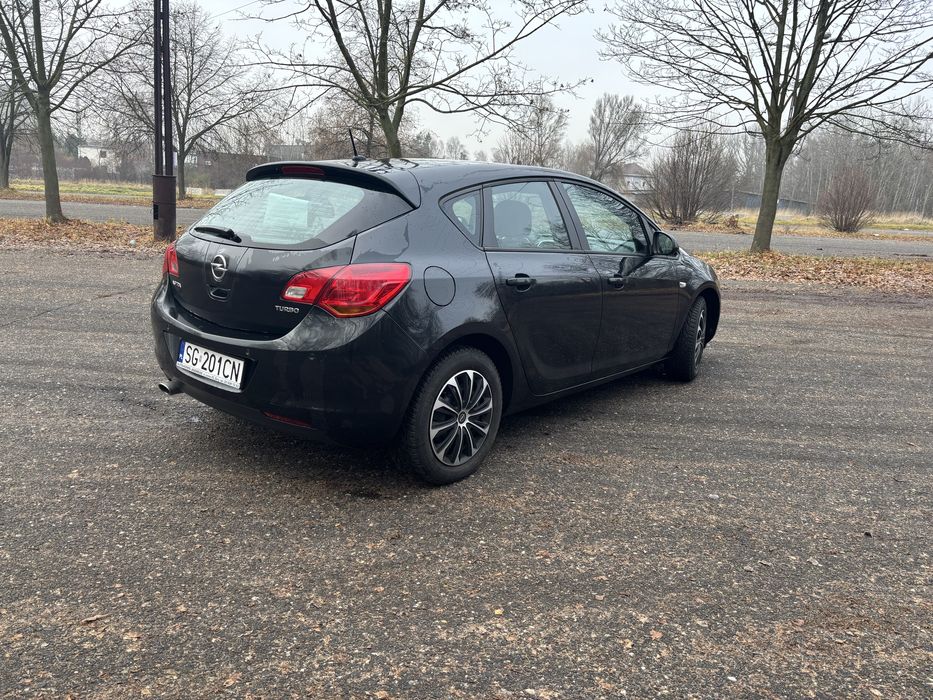 Opel Astra 4 1.4 turbo
