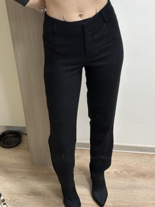 Класичні штани розміру S