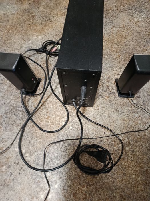 Zestaw głośników z subwooferem