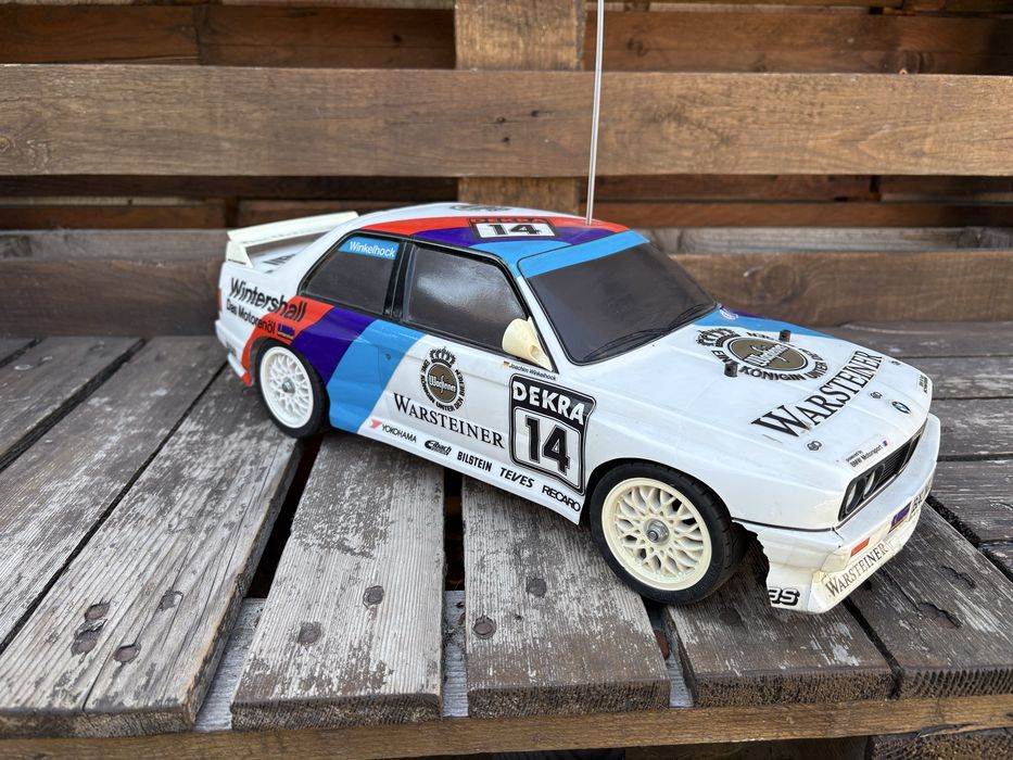 Tamiya BMW M3 E30 Warsteiner #14 TT-01 RTR com Eletrónica - DTM - Funcional - Palmela