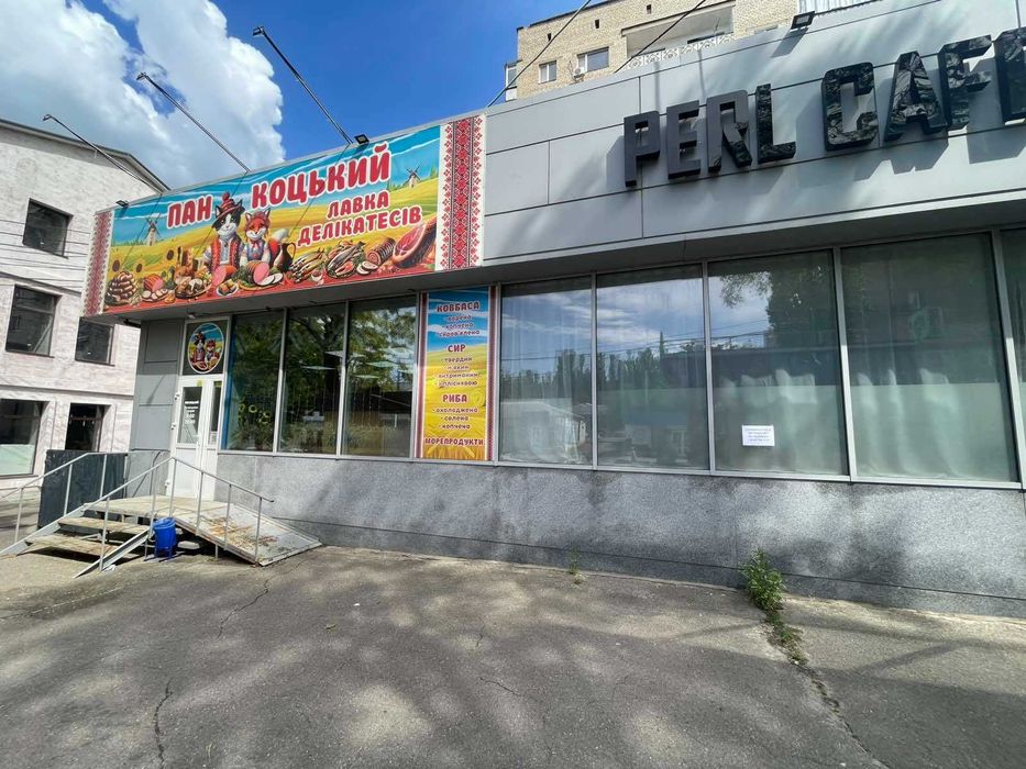 Фасад, 1 пов, окремий вхід, 171.2 м2, 0.0332 га, Миколаїв, проспект Центральний 74/4