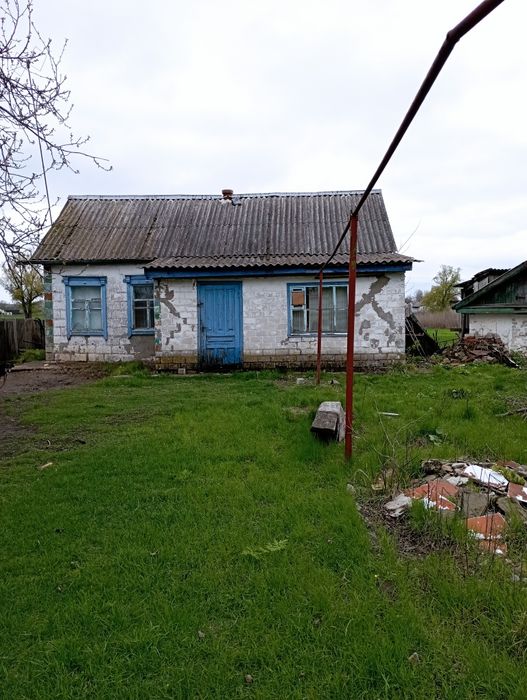 Продам будинок під ремонт