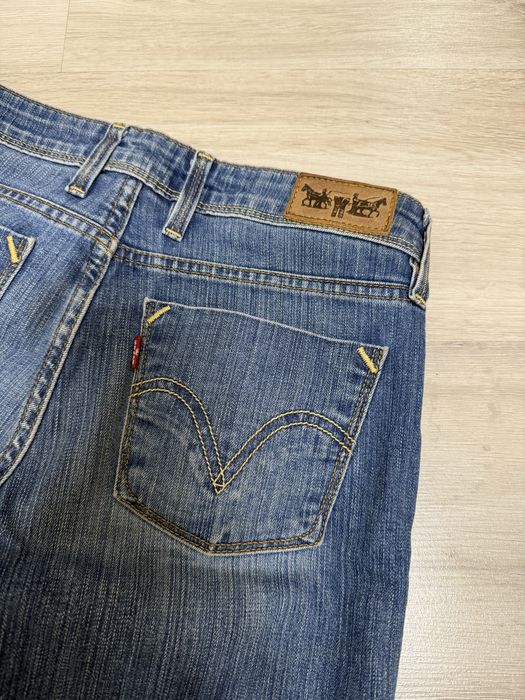 Levis bootcut джинси жіночі вінтаж