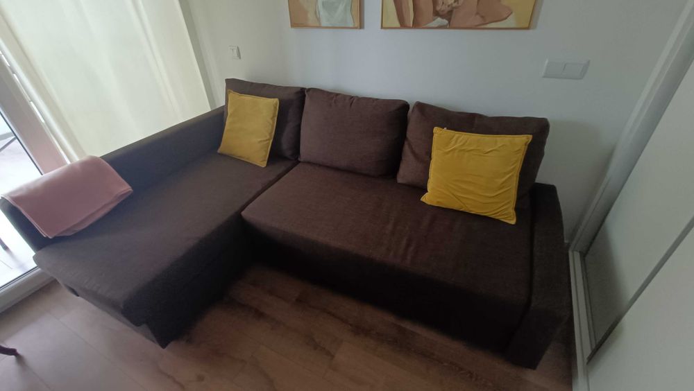 Sofá com chaise longue Ikea