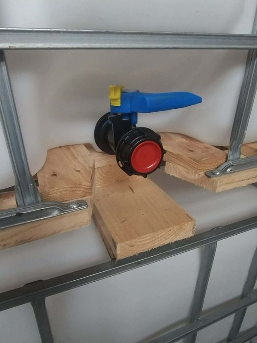 Mauzer zbiornik 1000l na wode