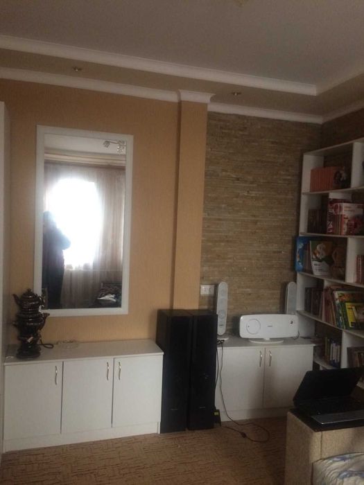 Продажа квартиры с хорошим ремонтом в общем дворе: 20 000 $ - Продаж ...