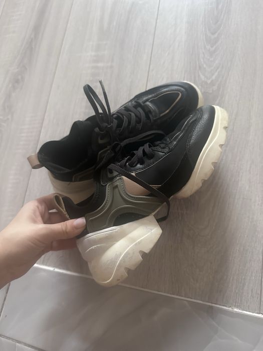 Кросівки ,кеди guess,adidas,calvin klein,puma ,nike