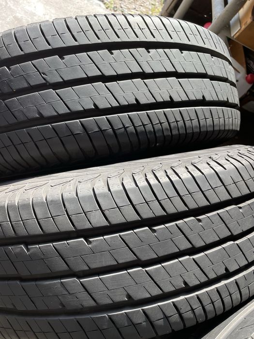 215/70 R15C Continental Vanco2 /2шт./ як нові