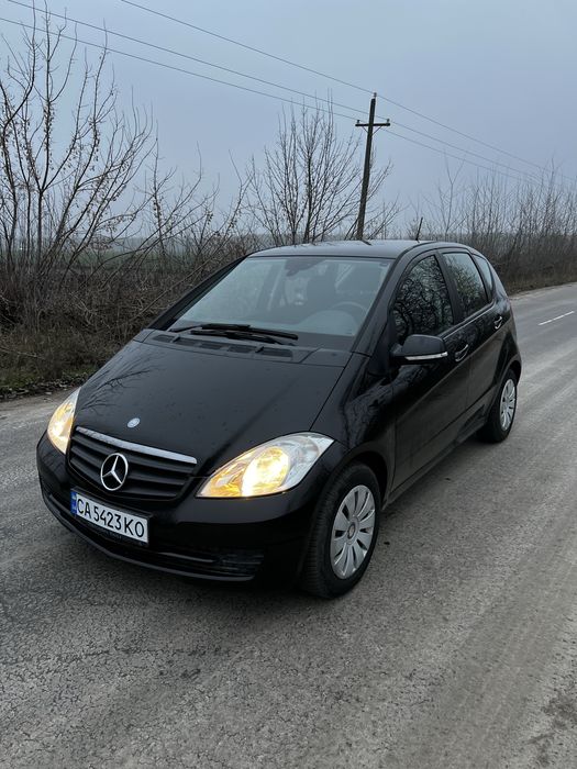 Mercedes-Benz A180 (2011)