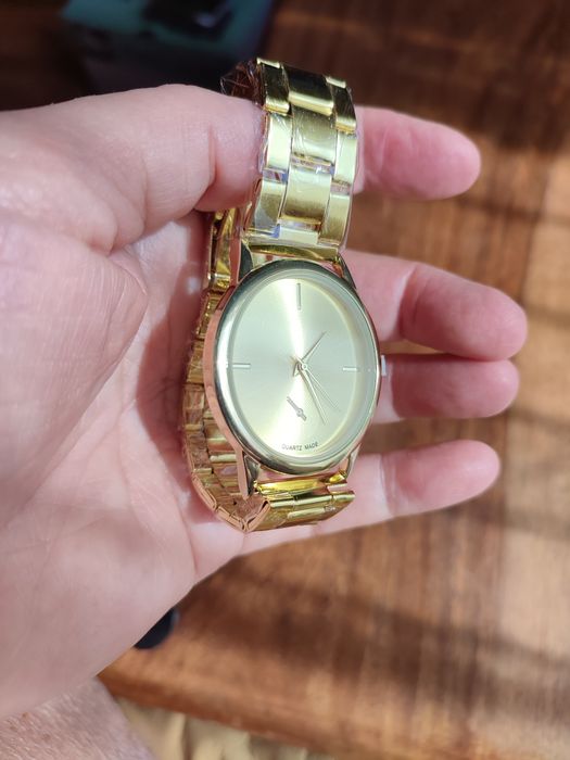 Damski zegarek kwarcowy