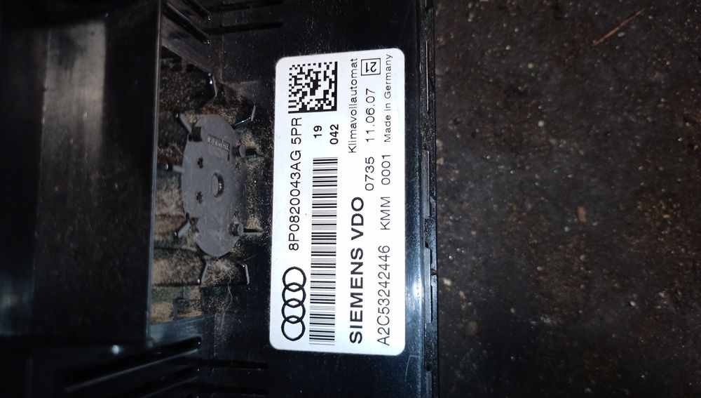 Panel klimatyzacji Klimatronic Audi A3 8P lift -08 oryginal gwarancja
