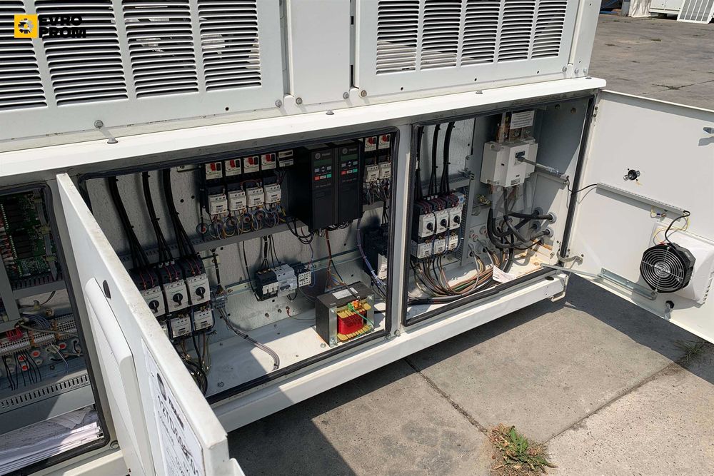 Chiller / Agregat wody lodowej TRANE CGAM140 380.9 KW. Używany. Gwarancja