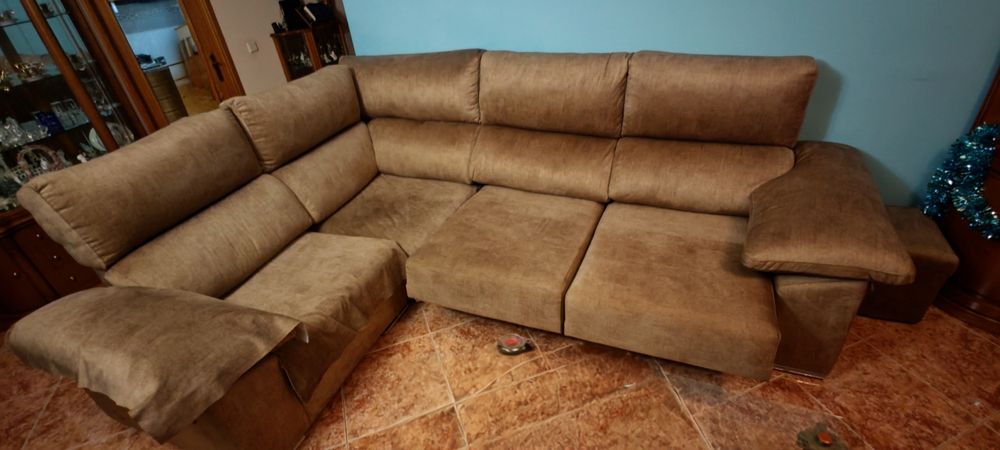 Sofá com chaiselong