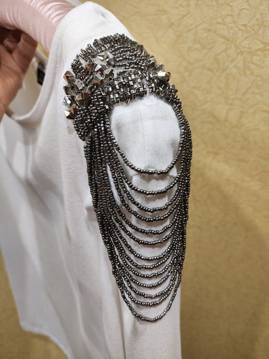 Лонгслив белый с длинным рукавом, женский, нарядный