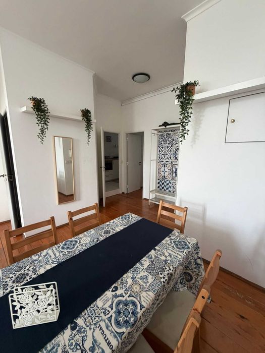 Vende-se T2 Renovado/Mobilado -Tejo Lisboa- Entre Baixa e Cais do Sodré