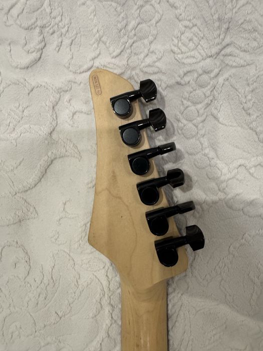 Продам гитару Yamaha