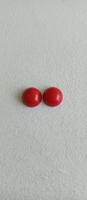 Oczka ,kamień  z korala