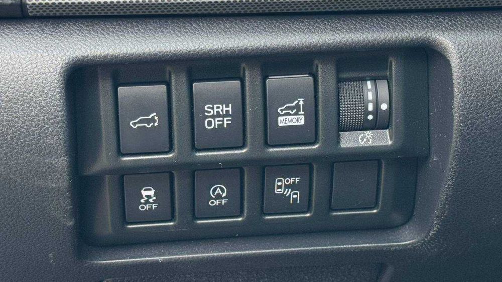 Subaru Forester 2019 2,5 Автомат 68 т км пробег