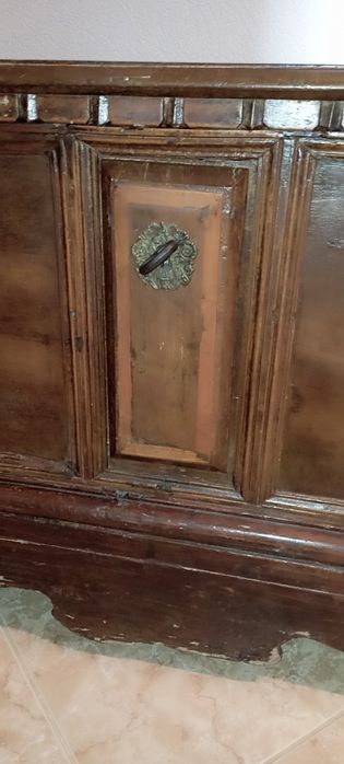 Старовинна скриня 17 століття  АНТИКВАРІАТ