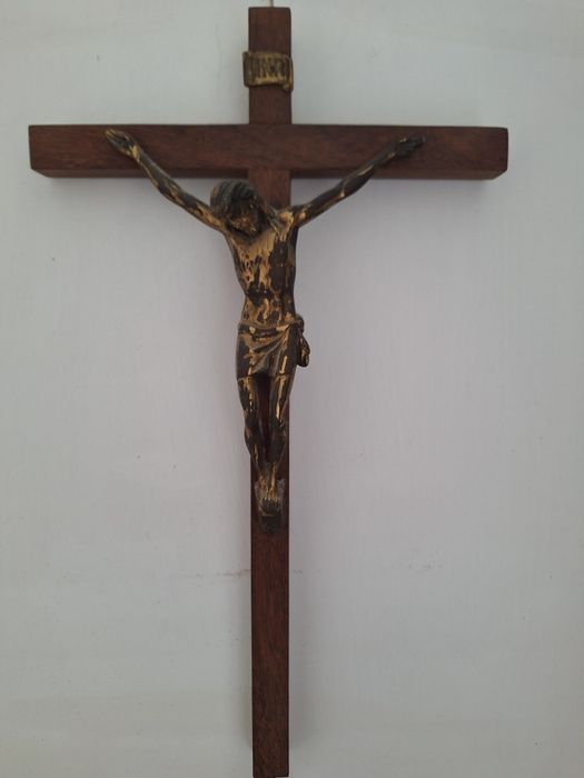 Conjunto 4 crucifixos