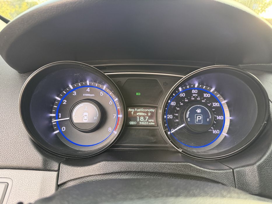 Продама Hyundai Sonata 2013 рік