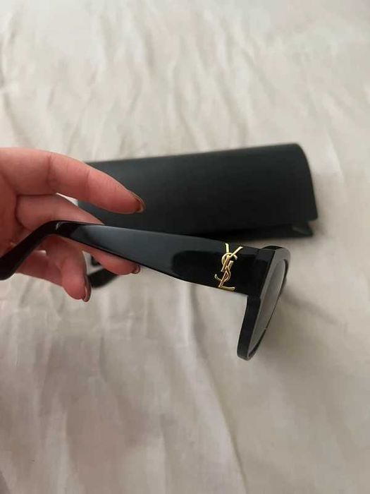 Vendo óculos de sol YSL originais novos