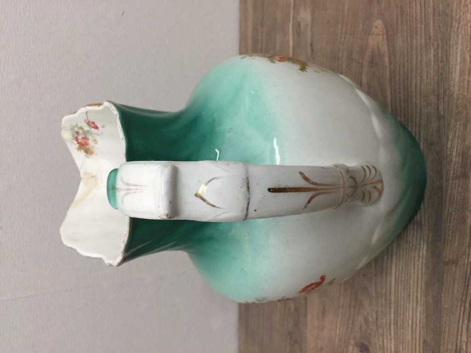 Antiga Lavanda e Gomil Sacavém em Faiança Decorada – Peça de Coleção