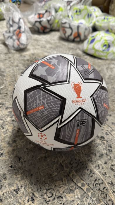 Мяч футбольний розмір 5 ліга чемпіонів великий вибір  Розпродаж