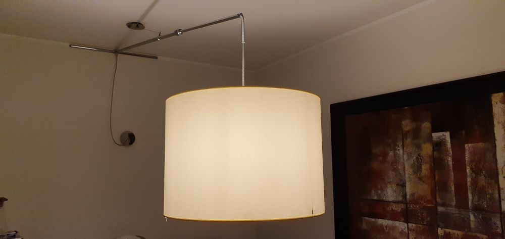 Candeeiro extensível de teto