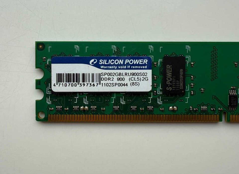 Оперативна память для ПК Silicon Power DDR2 800 2Gb SP002GBLRU800S02
