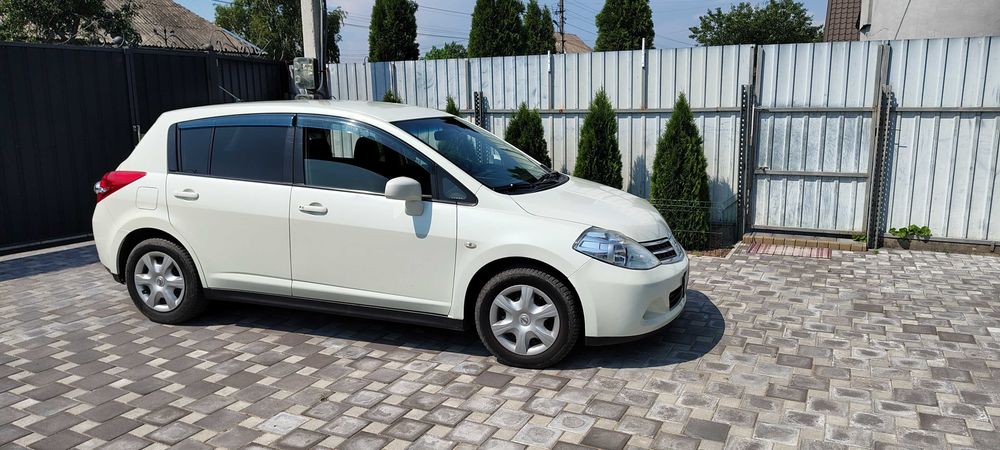 Nissan Tiida 1,5 2011рік