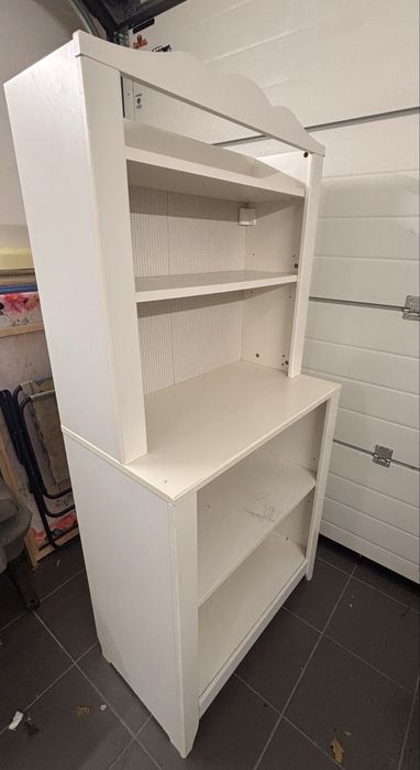 Komoda dziecieca na książki i zabawki